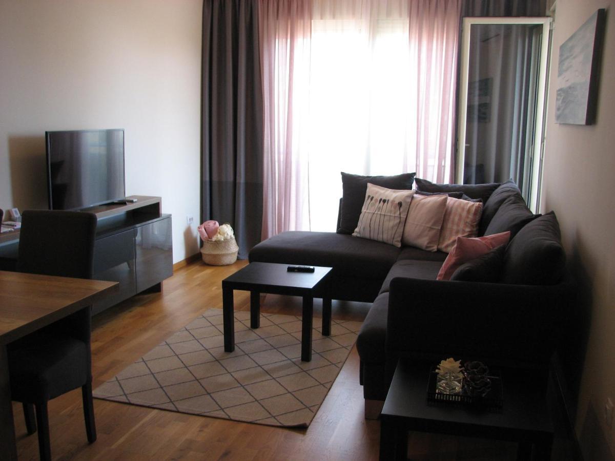 Apartments B&S Lux บุดวา ภายนอก รูปภาพ