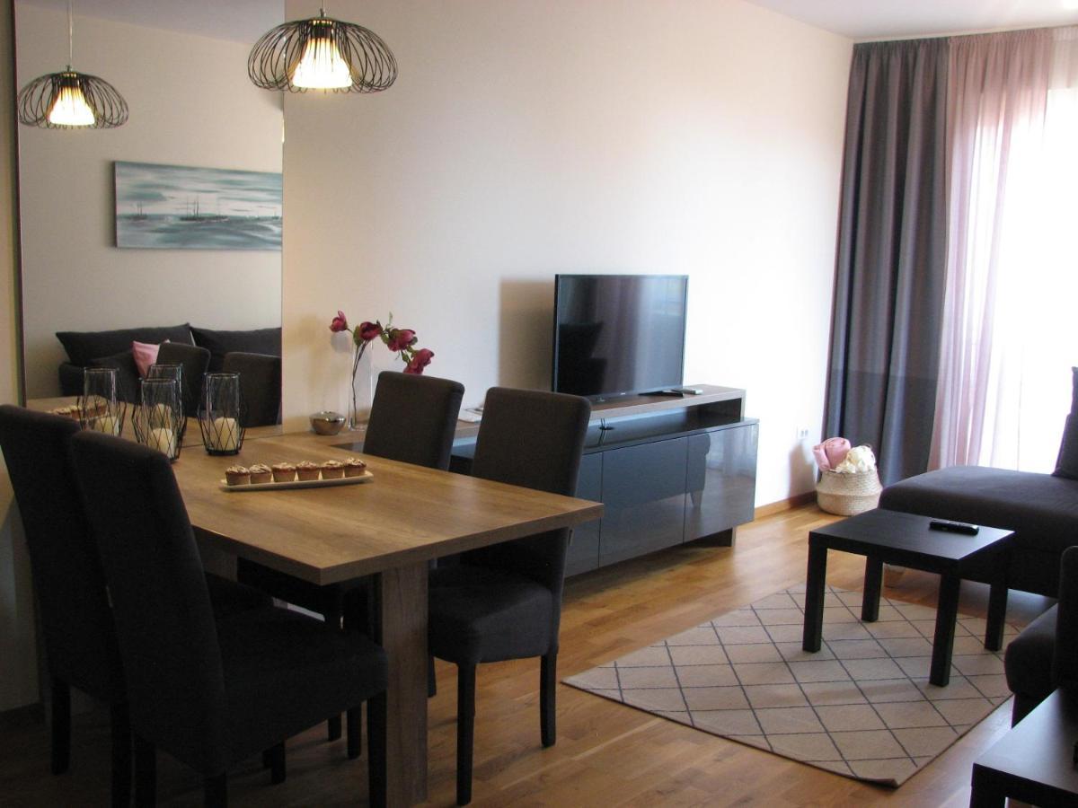 Apartments B&S Lux บุดวา ภายนอก รูปภาพ