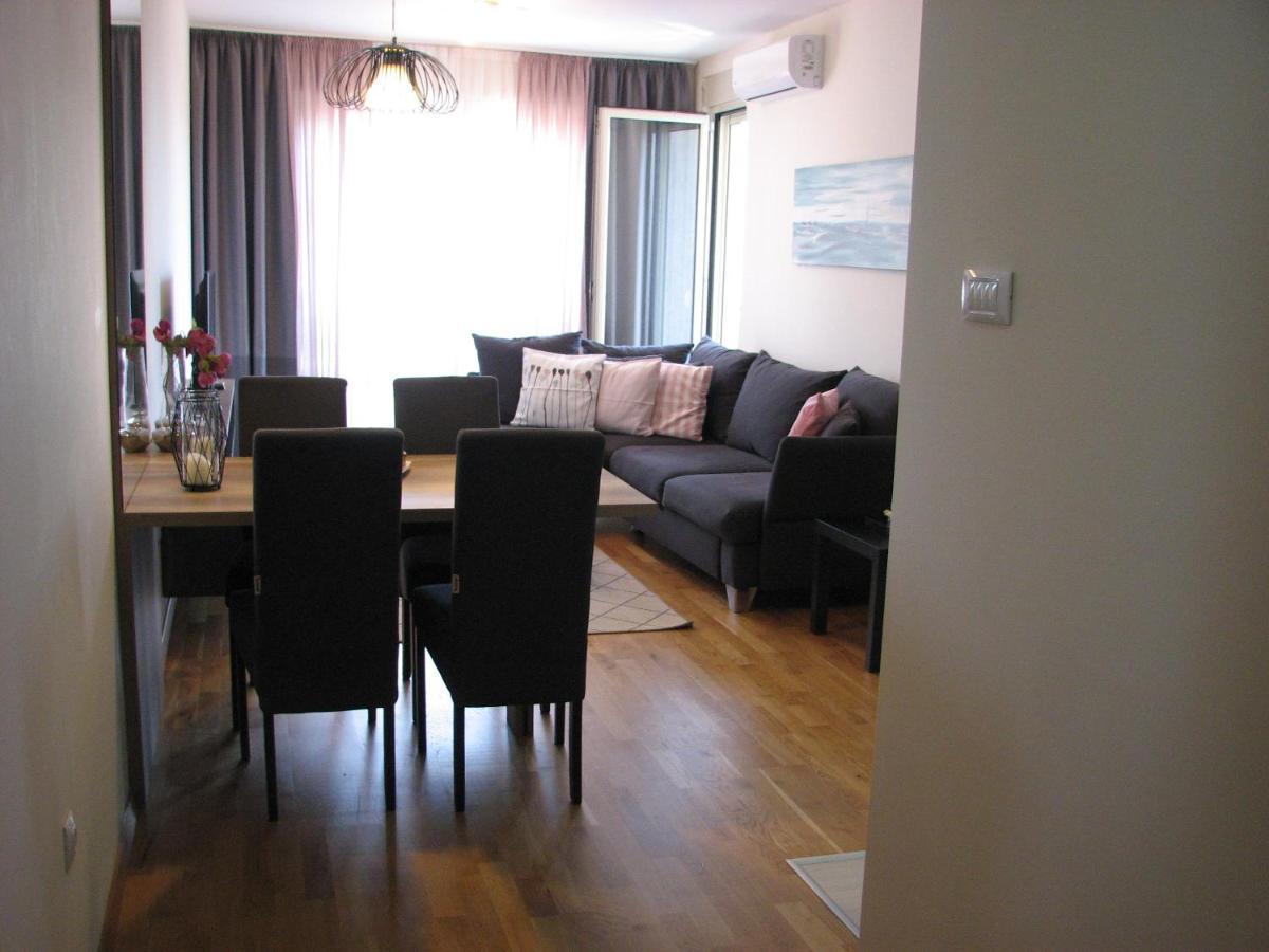 Apartments B&S Lux บุดวา ภายนอก รูปภาพ