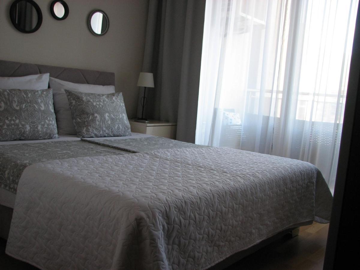 Apartments B&S Lux บุดวา ภายนอก รูปภาพ