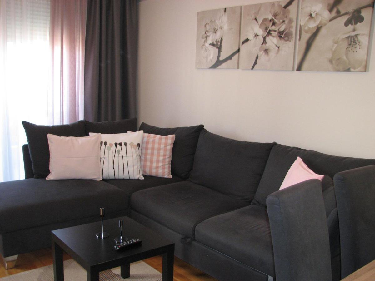 Apartments B&S Lux บุดวา ภายนอก รูปภาพ