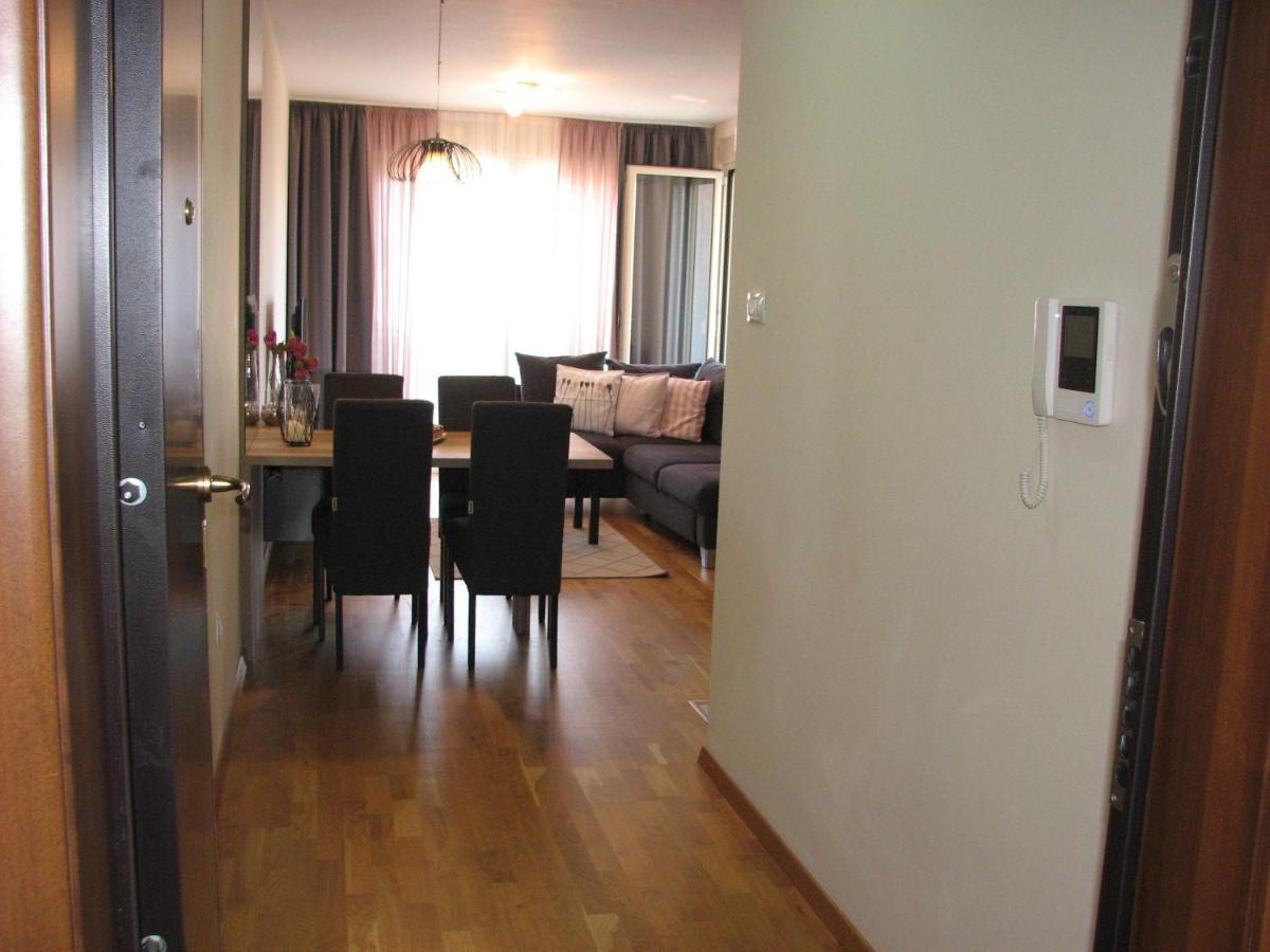Apartments B&S Lux บุดวา ภายนอก รูปภาพ