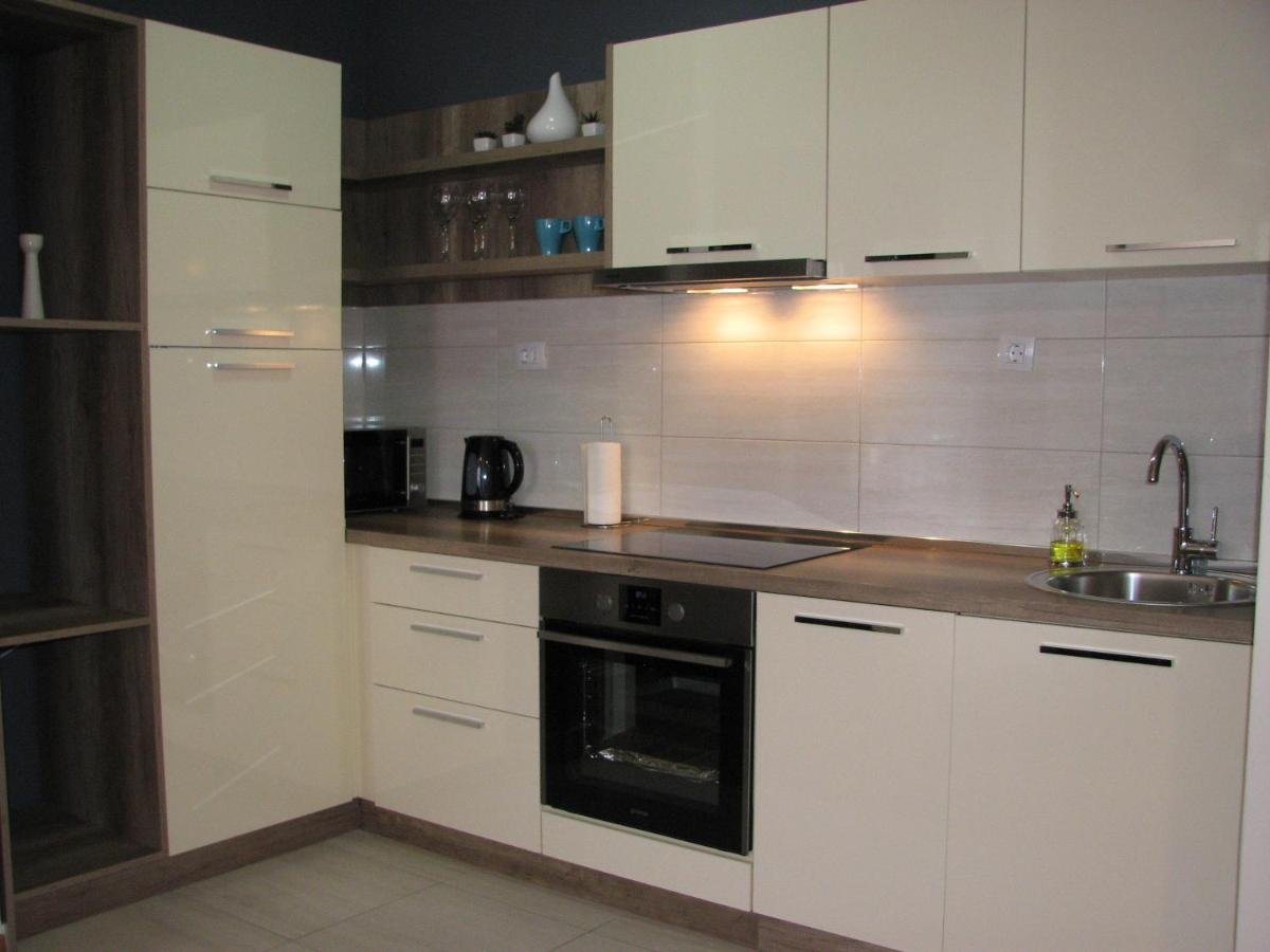 Apartments B&S Lux บุดวา ภายนอก รูปภาพ