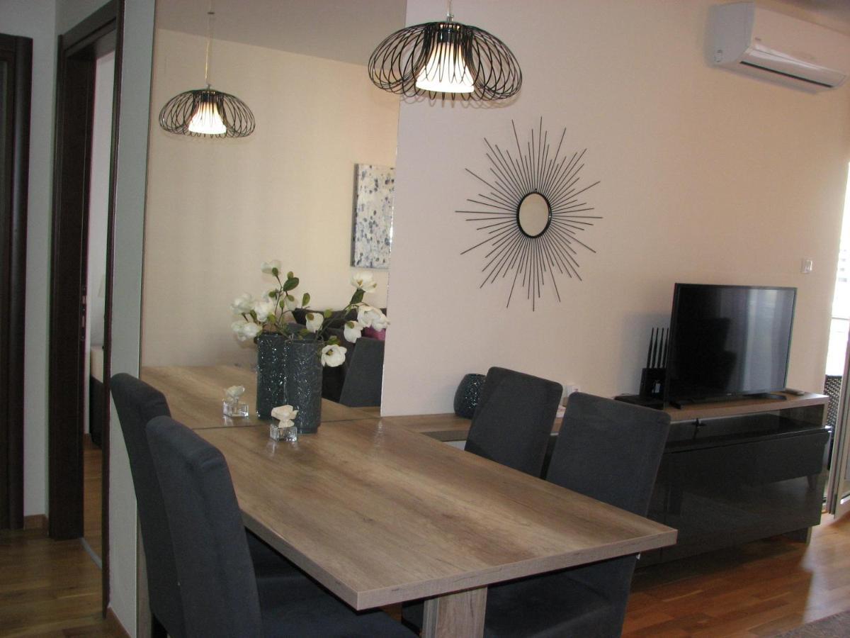 Apartments B&S Lux บุดวา ภายนอก รูปภาพ
