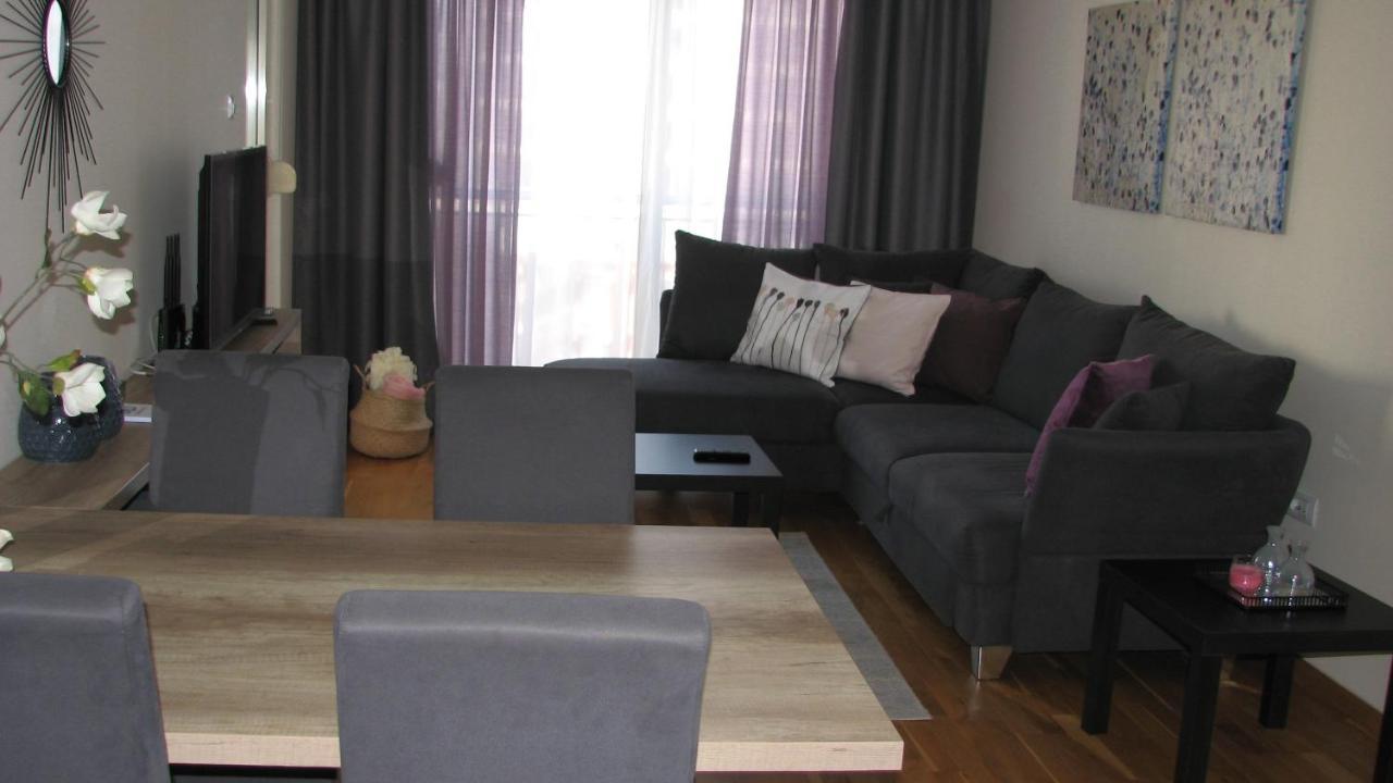 Apartments B&S Lux บุดวา ภายนอก รูปภาพ