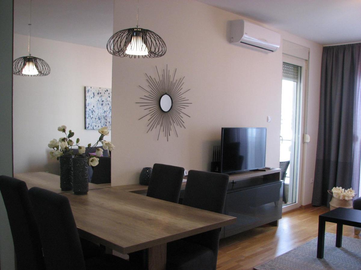 Apartments B&S Lux บุดวา ภายนอก รูปภาพ